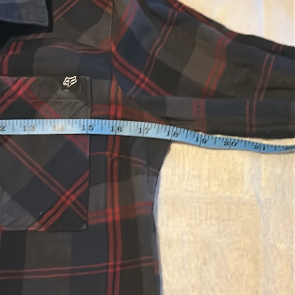 💜3/$30💜 Fox Black and Red Plaid Shirt - Picture 3 of 4